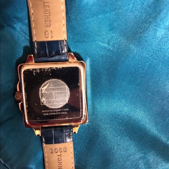 Tommy Hilfiger ladies watch - Picture 2 of 2